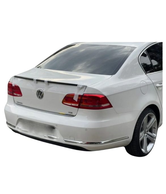 Volkswagen Passat B7 Sport Style Spoiler