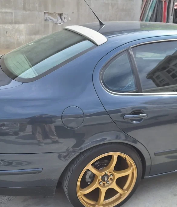 Seat Toledo Cam Üstü Fiber Spoiler (Kopya)